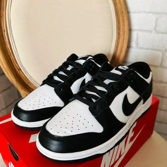Nike SB Zoom Dunk Low black and white Panda - Picture 5 of 8